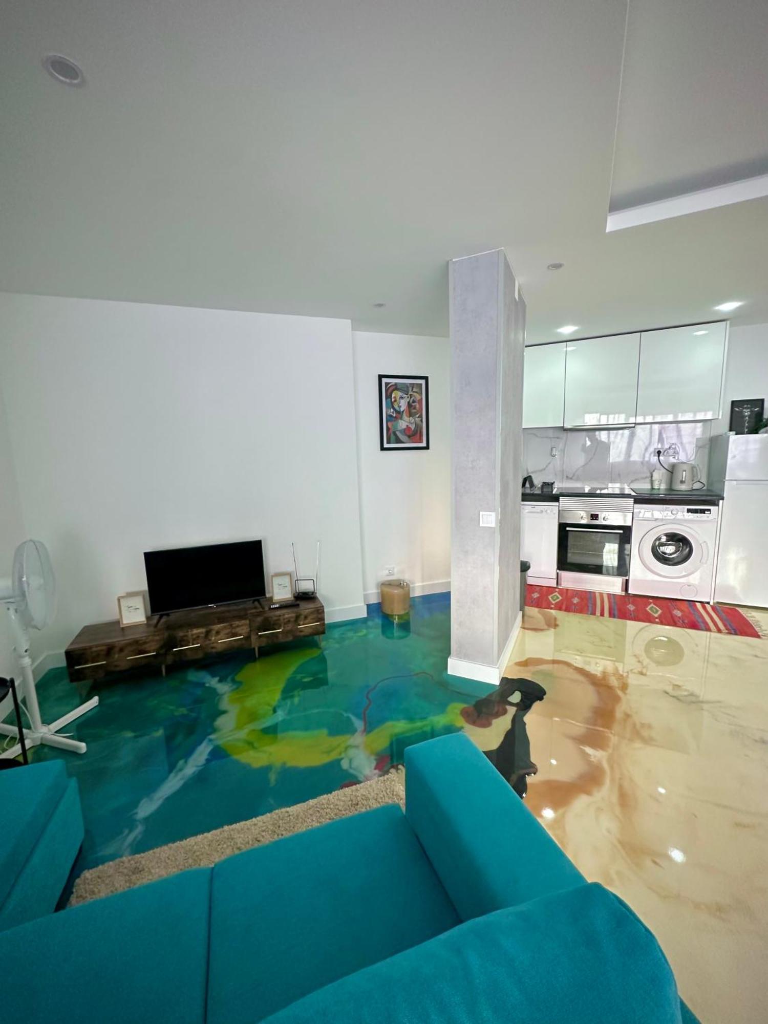Sea View Apartment & 4 Minutes Walk To The Beach Paço de Arcos Exteriör bild